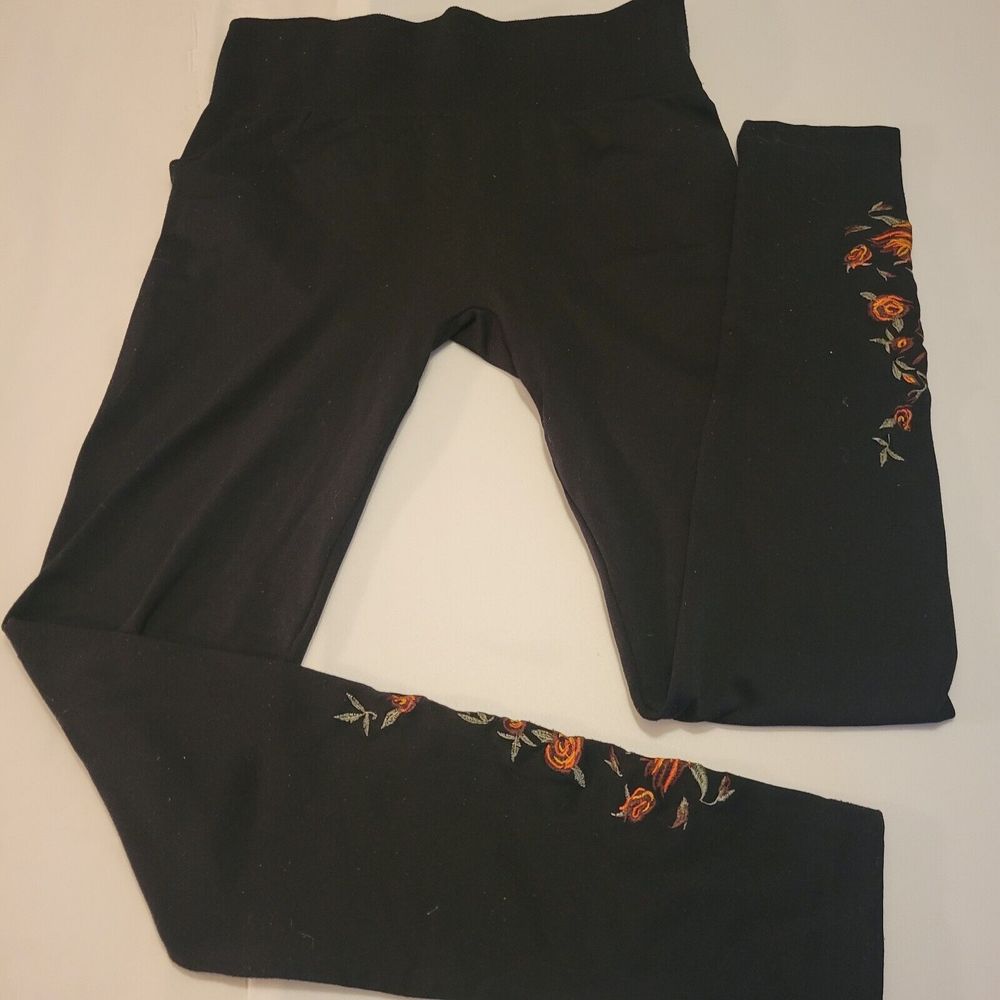 French Laundry Women Black Casual Pants L/XL With Roses Embroidery